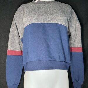 Women's S Grey and Navy Blue Cropped Crew Neck Sweatshirt - Eddie Bauer